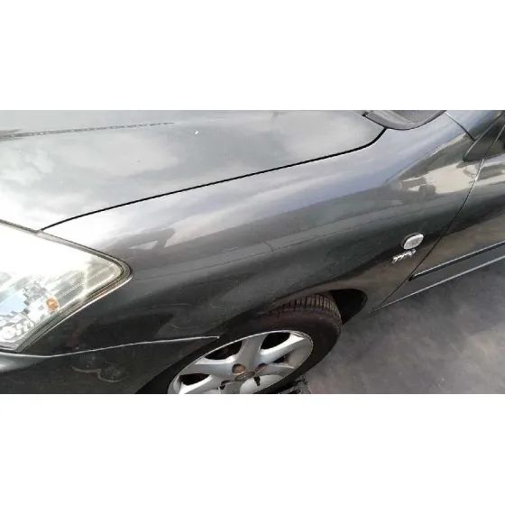 TOYOTA COROLLA (E12) '2002 1.6 LINEA LUNA BERLINA GRIS
