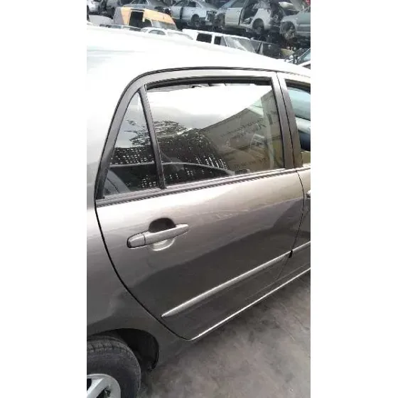 TOYOTA COROLLA (E12) '2002 1.6 LINEA LUNA BERLINA GRIS