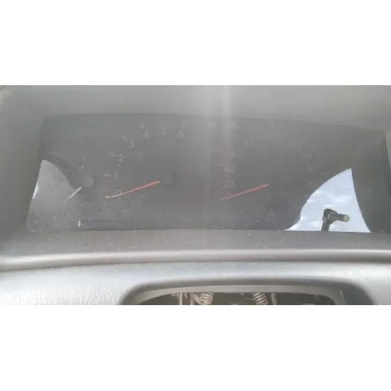 TOYOTA COROLLA (E12) '2002 1.6 LINEA LUNA BERLINA GRIS