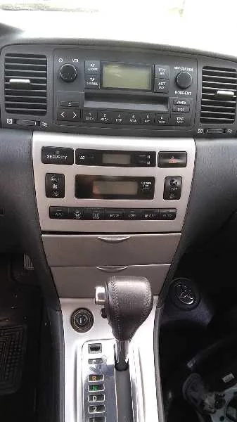 TOYOTA COROLLA (E12) '2002 1.6 LINEA LUNA BERLINA GRIS
