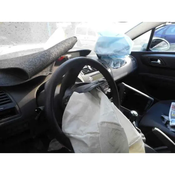 CITROEN C4 BERLINA '2008 COLLECTION ORO