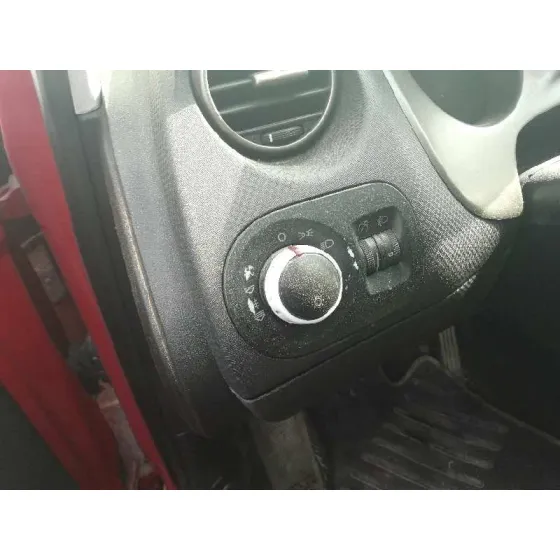 SEAT ALTEA (5P1) '2004 2.0 TDI ROJO