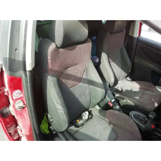 SEAT ALTEA (5P1) '2004 2.0 TDI ROJO