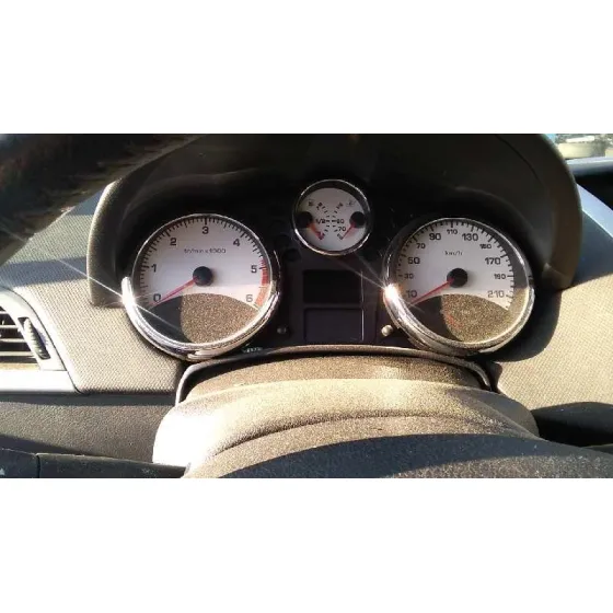 PEUGEOT 207 '2009 1.6 16V HDI FAP NEGRO