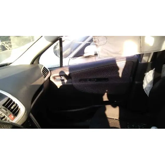 PEUGEOT 207 '2009 1.6 16V HDI FAP NEGRO