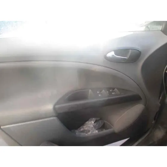 SEAT ALTEA (5P1) '2005 REFERENCE PLATA AZULADO