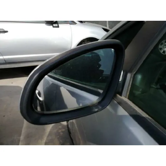 OPEL ASTRA J LIM. '2011 COSMO PLATA