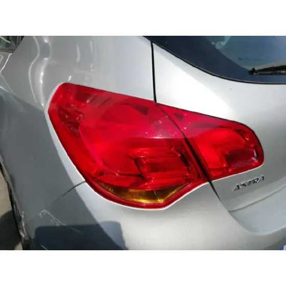 OPEL ASTRA J LIM. '2011 COSMO PLATA