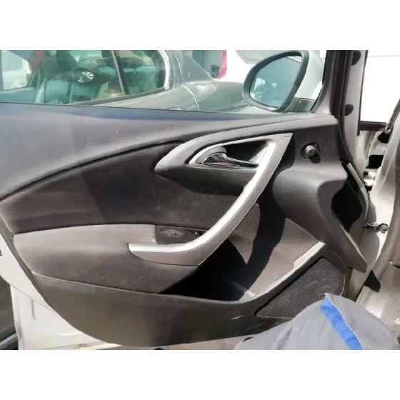 OPEL ASTRA J LIM. '2011 COSMO PLATA