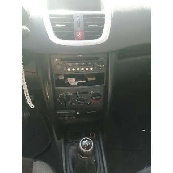 PEUGEOT 207 '2009 1.4 GRIS