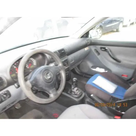 SEAT TOLEDO (1M2) '2000 EXECUTIVE PLATA
