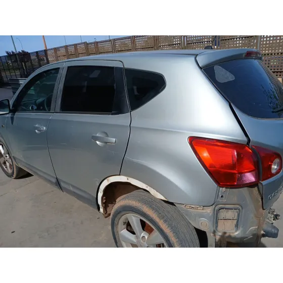 M9R EURO 4. CAMBIO MANUAL 6V 4X2. 5 PLAZAS CVF/KW: 13.30/110