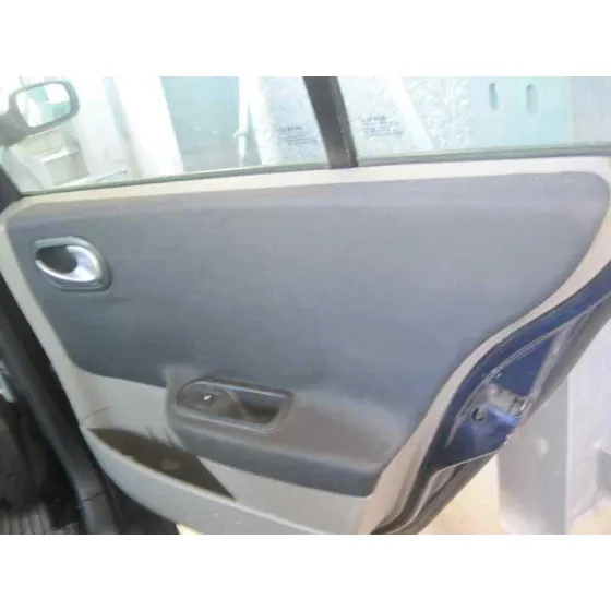 RENAULT MEGANE II BERLINA 5P '2003 CONFORT DYNAMIQUE AZUL