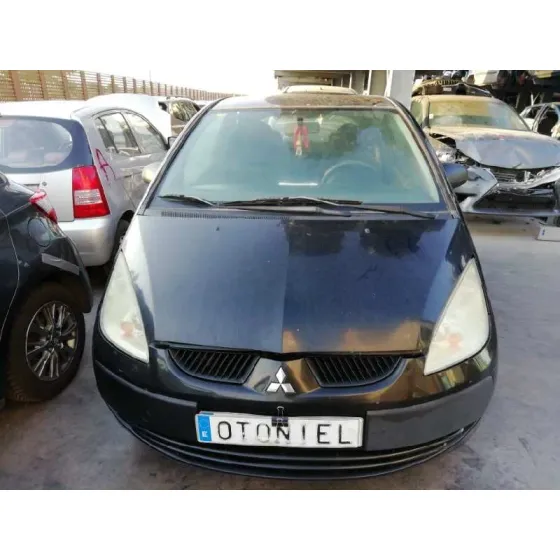 MITSUBISHI COLT BERLINA 3 (CZ) '2006 1.1 INVITE NEGRO