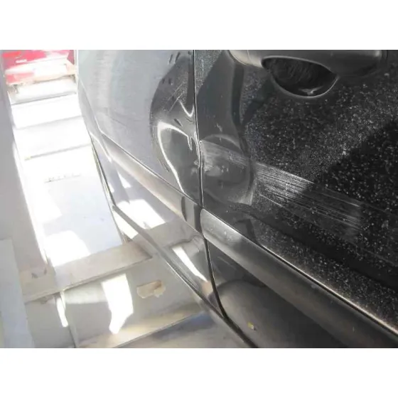 FORD FOCUS BERLINA (CAK) '2004 GHIA NEGRO