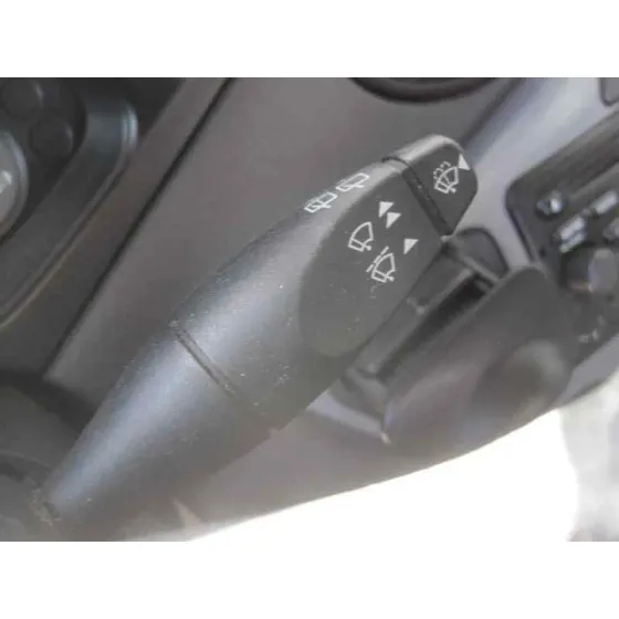 FORD FOCUS BERLINA (CAK) '2004 GHIA NEGRO
