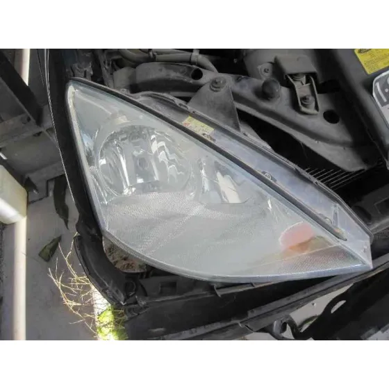 FORD FOCUS BERLINA (CAK) '2004 GHIA NEGRO