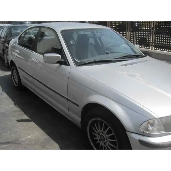 BMW SERIE 3 BERLINA (E46) '1998 323I PLATA