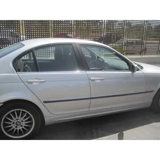 BMW SERIE 3 BERLINA (E46) '1998 323I PLATA
