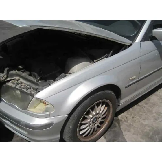 BMW SERIE 3 BERLINA (E46) '1998 323I PLATA