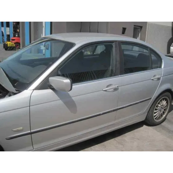 BMW SERIE 3 BERLINA (E46) '1998 323I PLATA