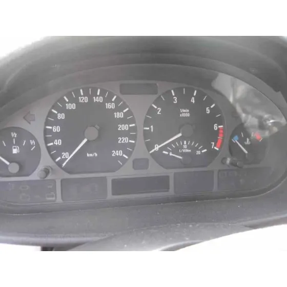 BMW SERIE 3 BERLINA (E46) '1998 323I PLATA
