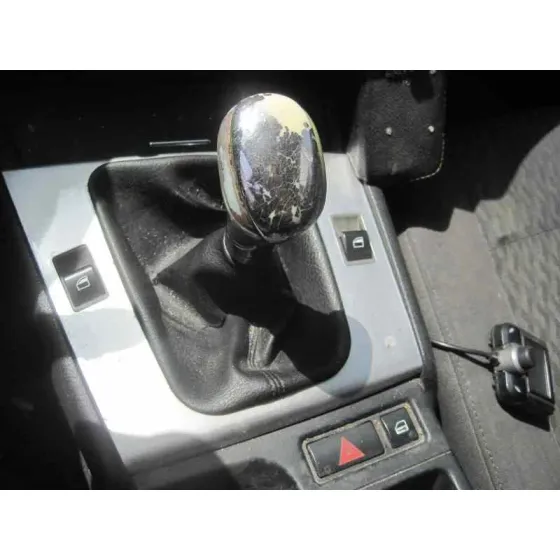 BMW SERIE 3 BERLINA (E46) '1998 323I PLATA