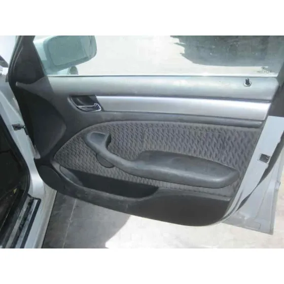 BMW SERIE 3 BERLINA (E46) '1998 323I PLATA