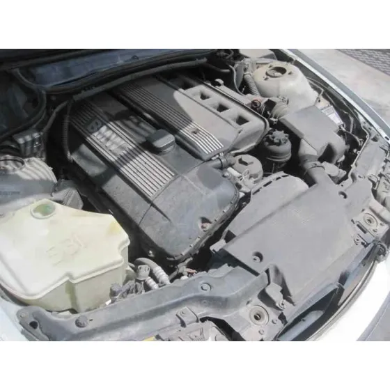 BMW SERIE 3 BERLINA (E46) '1998 323I PLATA