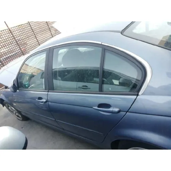 BMW SERIE 3 BERLINA (E46) '2000 320D GIRS