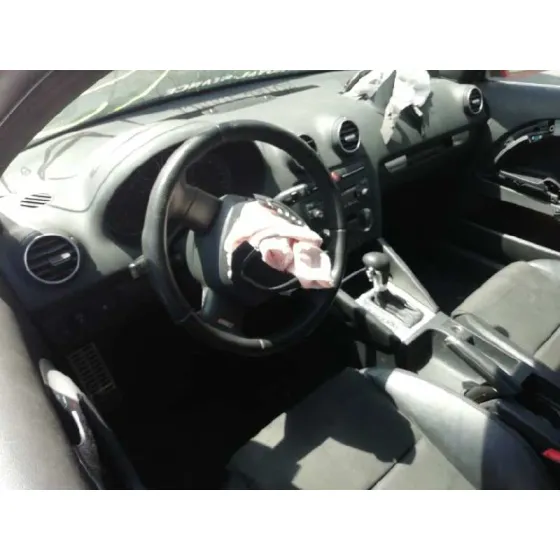 AUDI A3 (8P) '2006 2.0 TFSI AMBITION ROJO