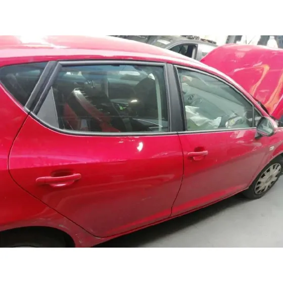 SEAT IBIZA (6J5) '2010 REFERENCE ROJO