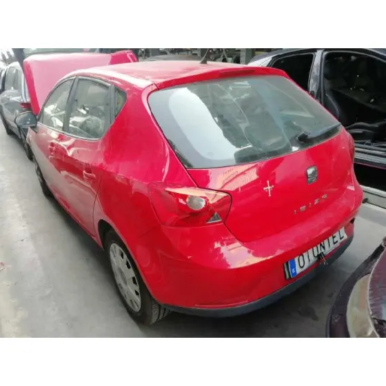 SEAT IBIZA (6J5) '2010 REFERENCE ROJO