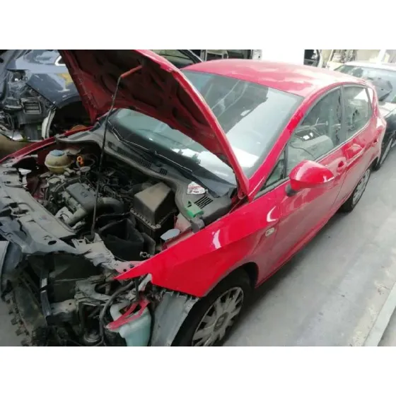 SEAT IBIZA (6J5) '2010 REFERENCE ROJO