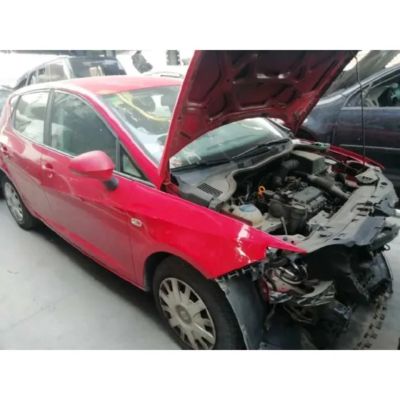 SEAT IBIZA (6J5) '2010 REFERENCE ROJO