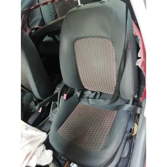 SEAT IBIZA (6J5) '2010 REFERENCE ROJO