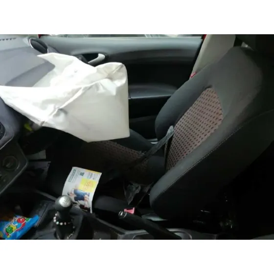 SEAT IBIZA (6J5) '2010 REFERENCE ROJO