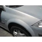 RENAULT MEGANE II BERLINA 5P RENAULT MEGANE II BERLINA 5P '2003 CONFORT AUTHENTIQUE GRIS 2002