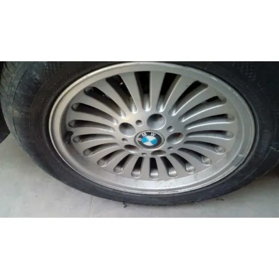 BMW SERIE 5 BERLINA (E39) '1999 2.5 TURBODIESEL CAT ROJO