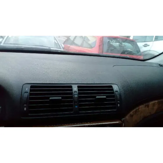 BMW SERIE 5 BERLINA (E39) '1999 2.5 TURBODIESEL CAT ROJO