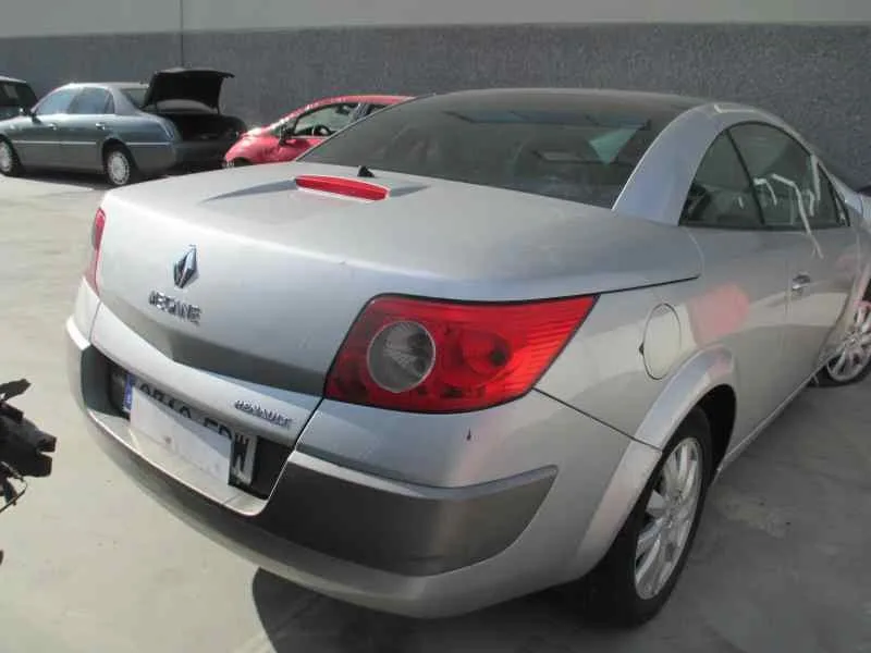 RENAULT MEGANE II COUPE/CABRIO '2007 1.9 DCI DIESEL FAP PLATA