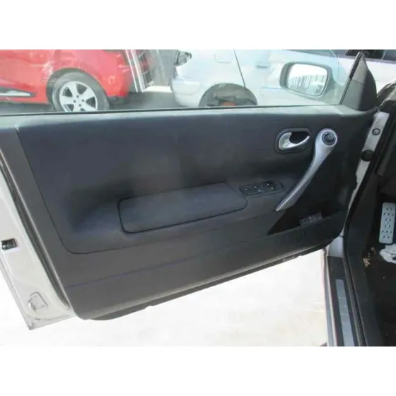 RENAULT MEGANE II COUPE/CABRIO '2007 1.9 DCI DIESEL FAP PLATA