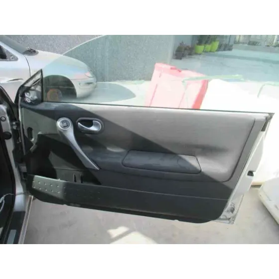 RENAULT MEGANE II COUPE/CABRIO '2007 1.9 DCI DIESEL FAP PLATA