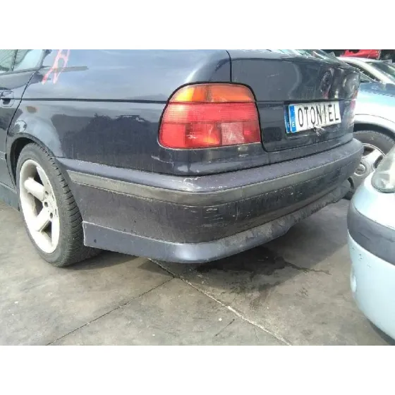 BMW SERIE 5 BERLINA (E39) '1998 525TDS AZUL OSCURO