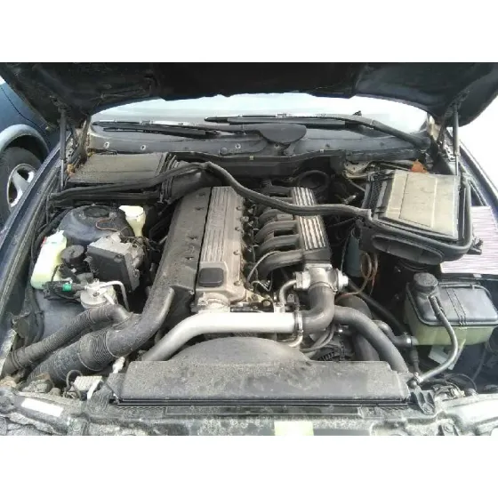 BMW SERIE 5 BERLINA (E39) '1998 525TDS AZUL OSCURO