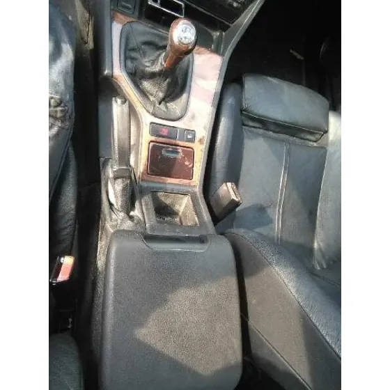 BMW SERIE 5 BERLINA (E39) '1998 525TDS AZUL OSCURO
