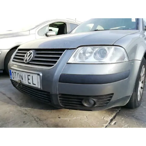 VOLKSWAGEN PASSAT BERLINA (3B3) '2004 ADVANCE GRIS OSCURO