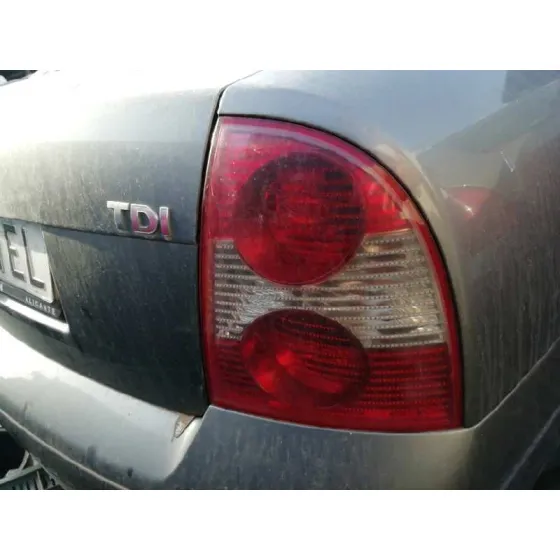 VOLKSWAGEN PASSAT BERLINA (3B3) '2004 ADVANCE GRIS OSCURO