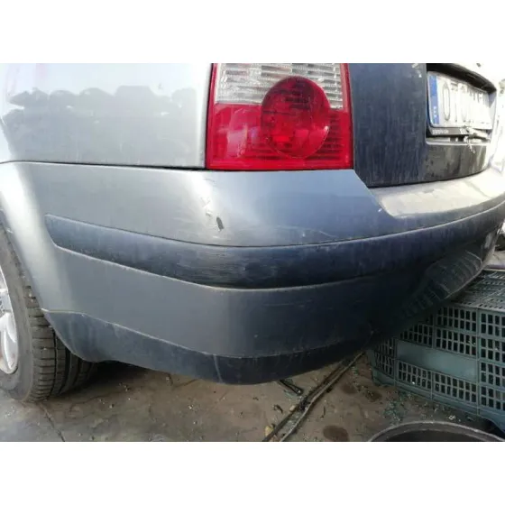 VOLKSWAGEN PASSAT BERLINA (3B3) '2004 ADVANCE GRIS OSCURO