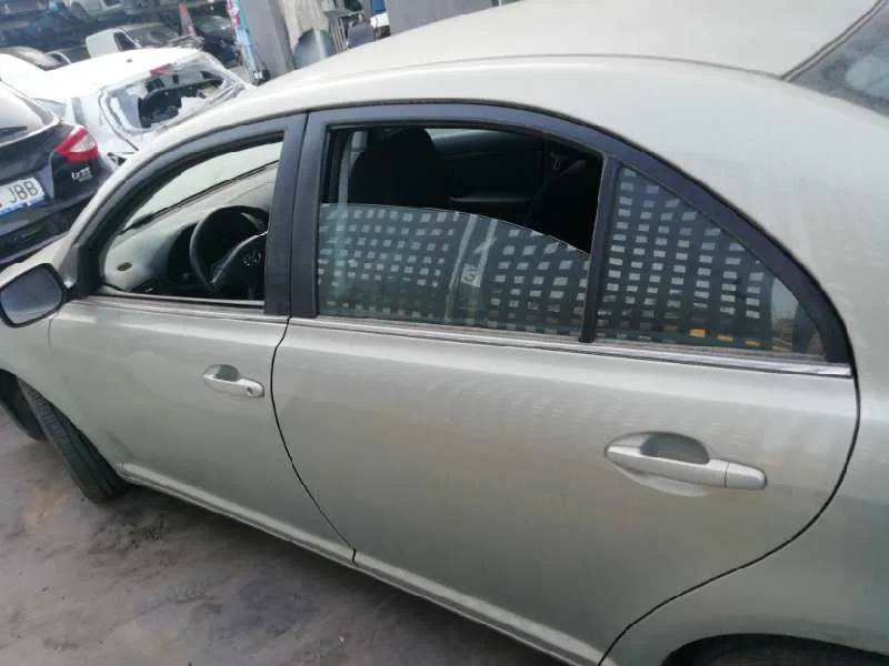 TOYOTA AVENSIS BERLINA (T25) '2006 1.8 SOL SEDAN (4-PTAS.) GRIS